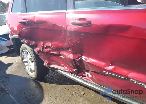 2018 Jeep Grand Cherokee Laredo E 4X2 from USA, damaged, VIN 1C4RJEAG9JC169074